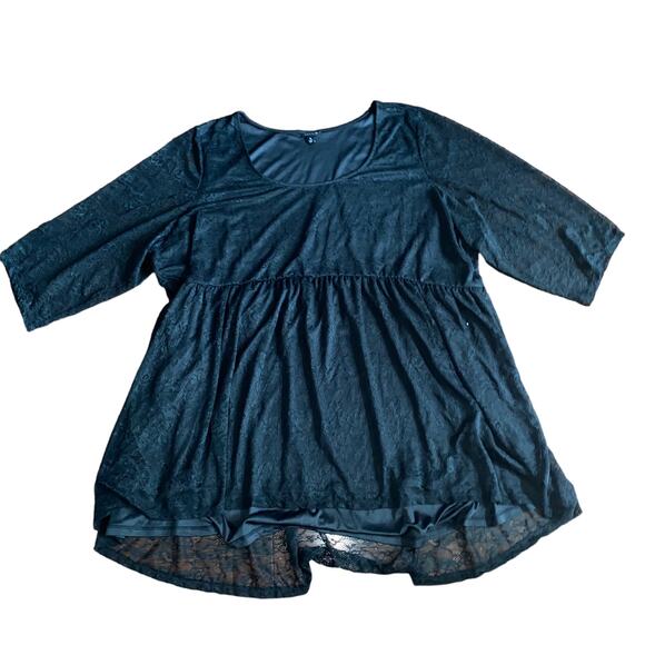 Torrid Lace overlay 3/4 length sleeve shirt with elastic waist size 5X Black - Picture 1 of 6